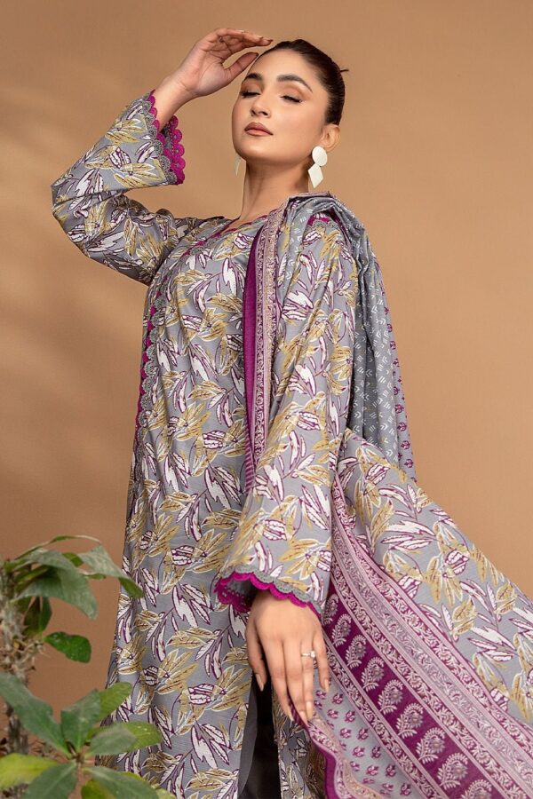 Safwa Fine Ics-32 Printed Doria Lawn Collection 2024