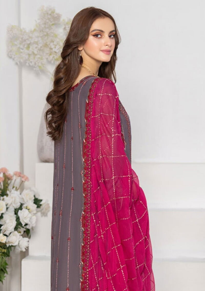 Strawberry Noor E Jahan Sn24 01 Formal Collection 24