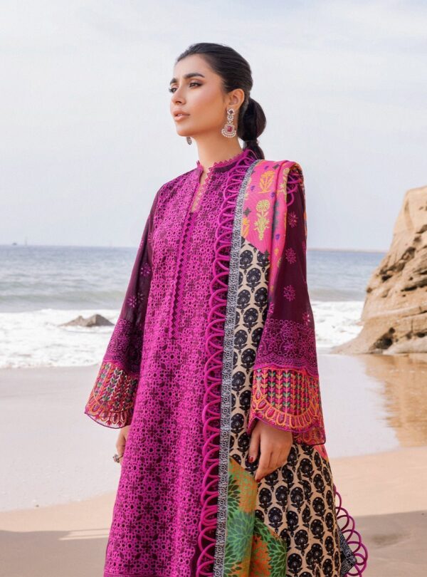 Zainab Chottani D-04B Naysa Embroidered Chikankari Lawn 3Pc Suit Collection 2024