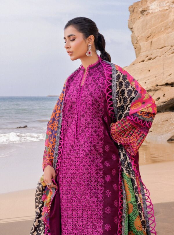 Zainab Chottani D-04B Naysa Embroidered Chikankari Lawn 3Pc Suit Collection 2024