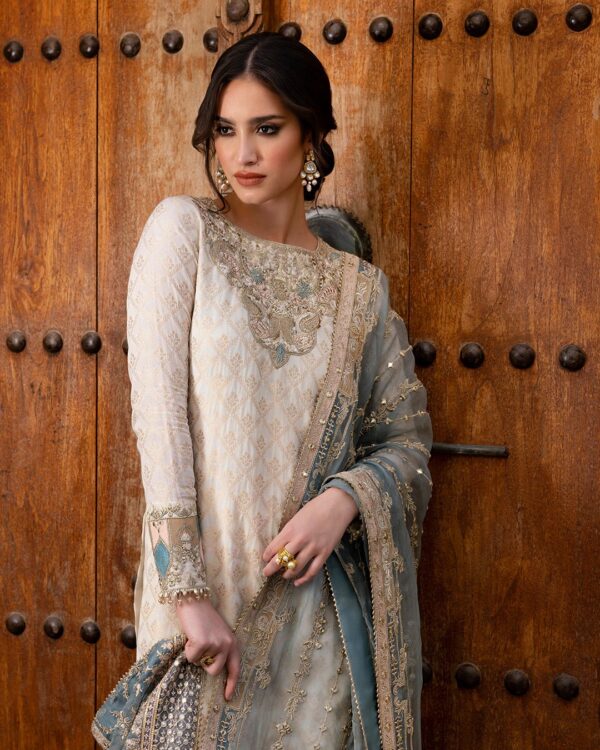 Faiza Saqlain Lalzari Luxe Collection 24