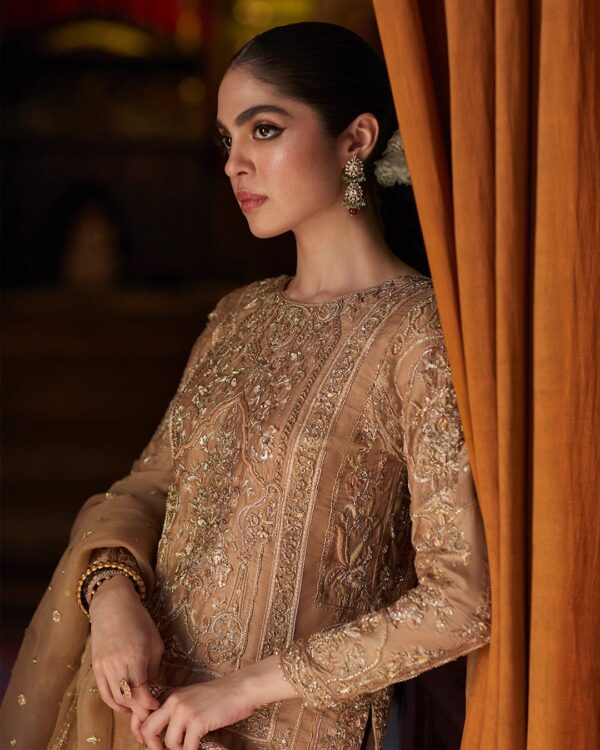 Faiza Saqlain Awira Formals