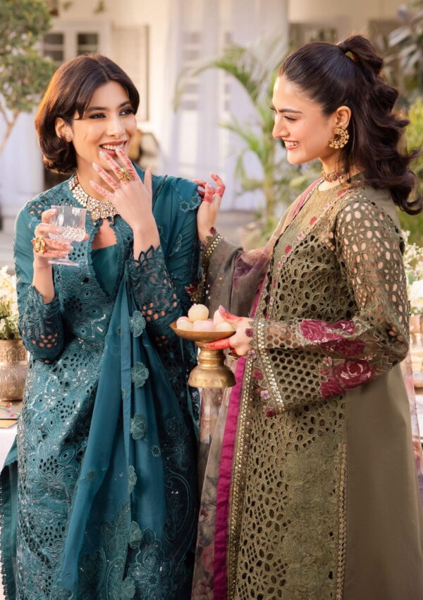 Iznik Nani Ka Ghar Ing24 08 Lawn Collection