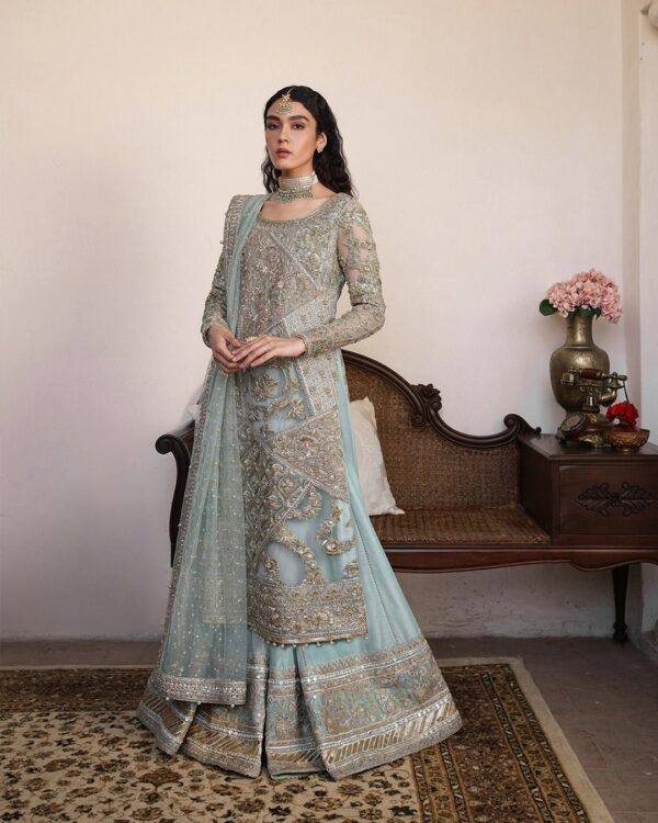 Faiza Saqlain Cahya Formals