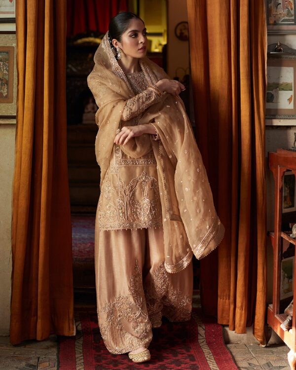 Faiza Saqlain Awira Formals