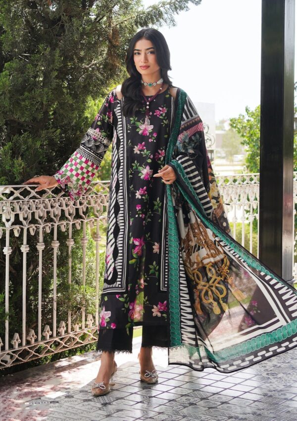 Elaf Premium Printed Eep 02A Dark Floral Lawn Collection 24