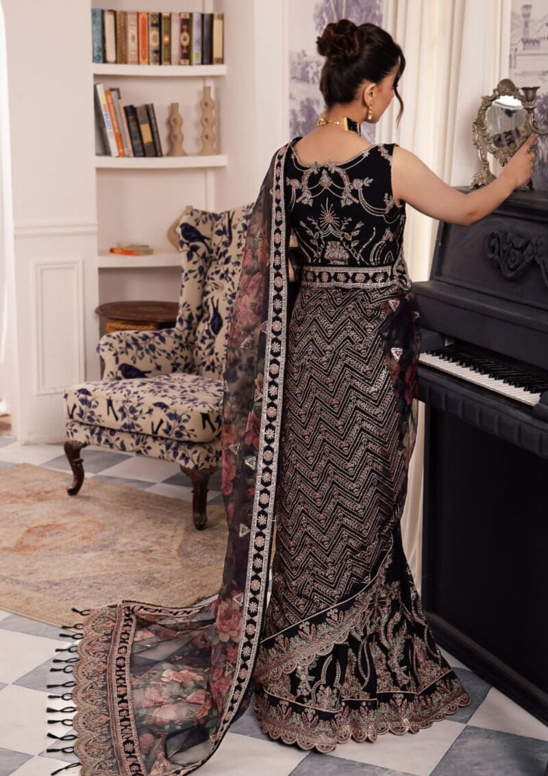 Iznik Chinon Icc 31 Alya Formal Collection