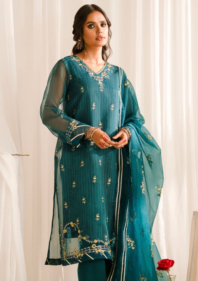 Fozia Khalid Gul Baharr Aeris Festive Edition Elvana Formal Collection