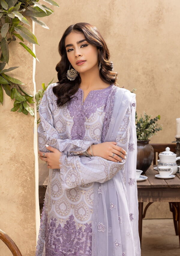 Humdum Ishq Jacquard Is 08 Lawn Collection