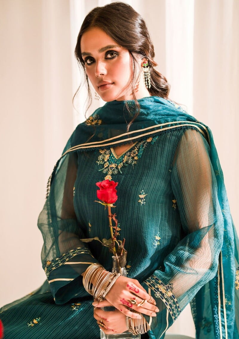 Fozia Khalid Gul Baharr Aeris Festive Edition Elvana Formal Collection