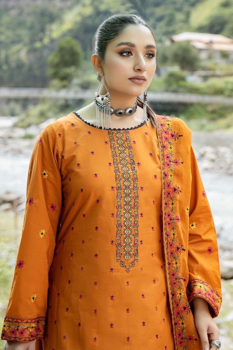 Safwa Clara Premium Caa-03 Premium Embroidered Cotton Lawn Collection 2024