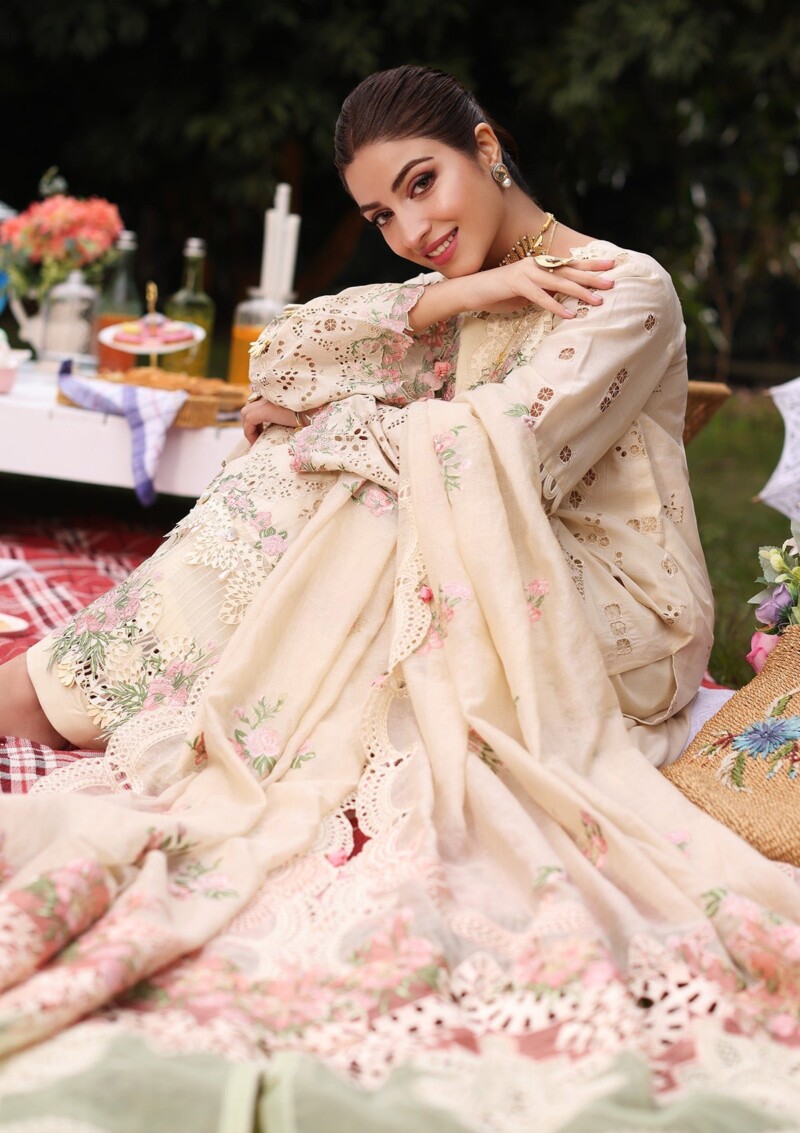 Kahf Festive Kfl24 07 Shireen Lawn Collection 24