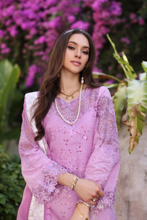 Noor D9-A Pink Ombrã© Colour Block Luxury Chikankari Lawn 24