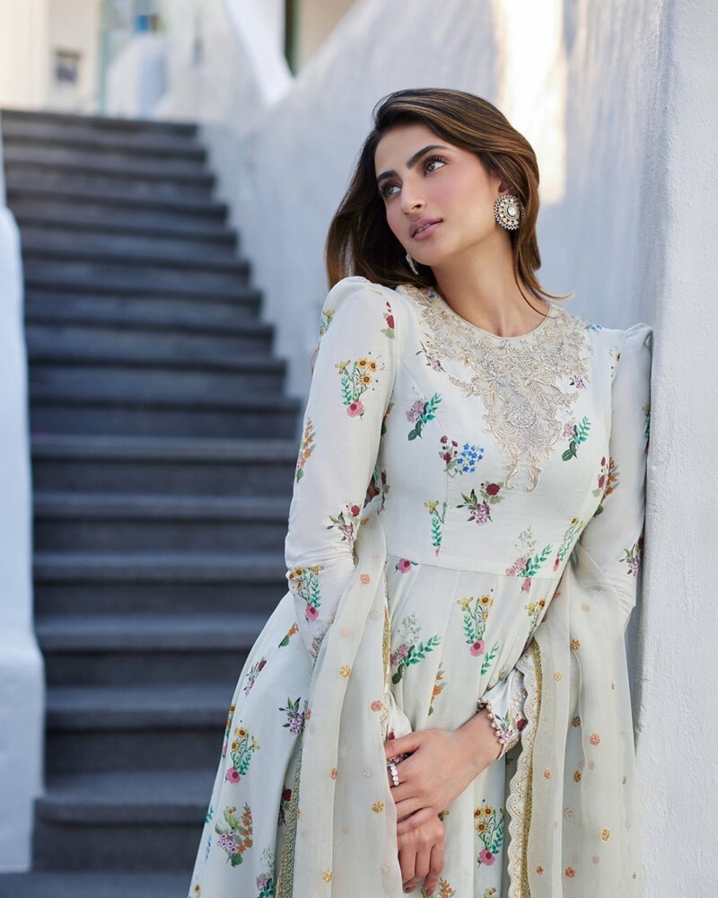 Faiza Saqlain Avelina Embroidered Lawn 3Pc Suit Collection 2024