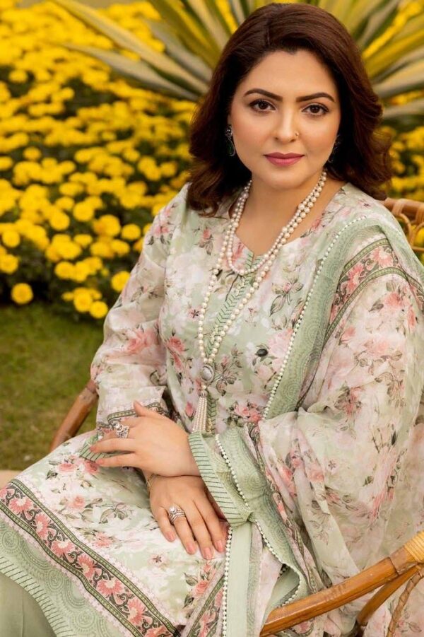 Gul Ahmed Bm-42013 Mothers Printed Lawn Collection 2024