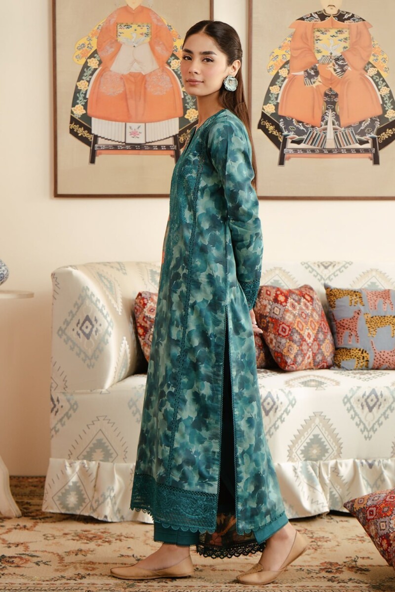 Afrozeh Malina Al-24-V3-01 Ceila Embroidered Luxury Lawn 3Pc Suit Collection 2024