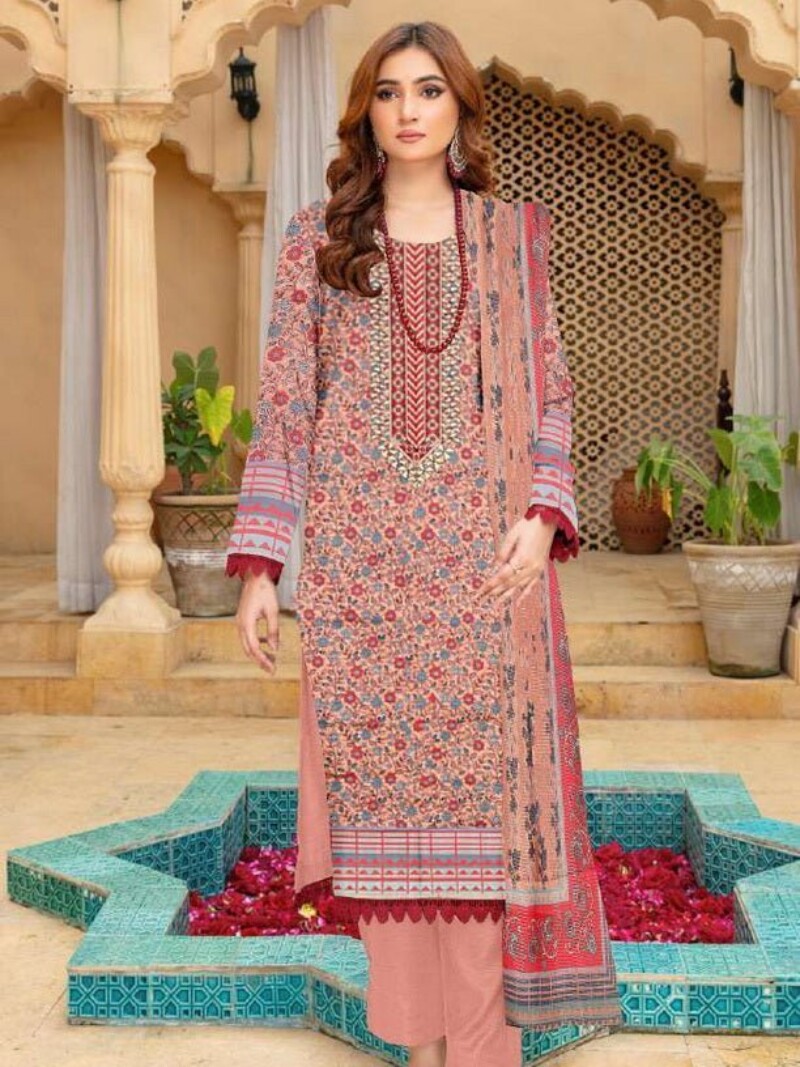 Rashk E Qamar Hajra Exclusive Dabi D-02 Qamar Hajra Exclusive Dabi Lawn Collection 2024