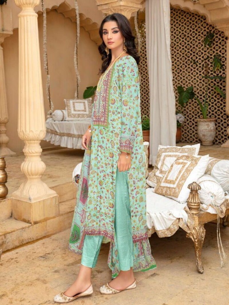 Rashk E Qamar Hajra Exclusive Dabi D-04 Qamar Hajra Exclusive Dabi Lawn Collection 2024