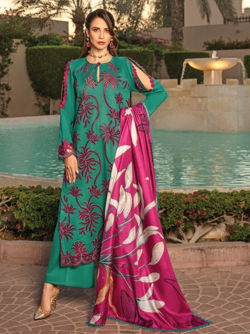 Rang Rasiya D-04 Mia Carnation Embroidered Lawn 3Pc Suit Collection 2024