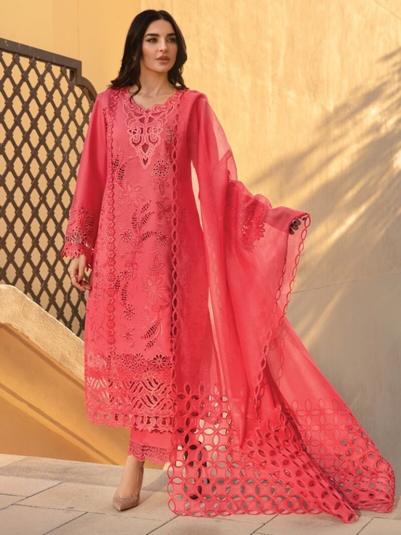 Rang Rasiya D-05 Natalia Premium Embroidered Lawn 3Pc Suit Collection 2024