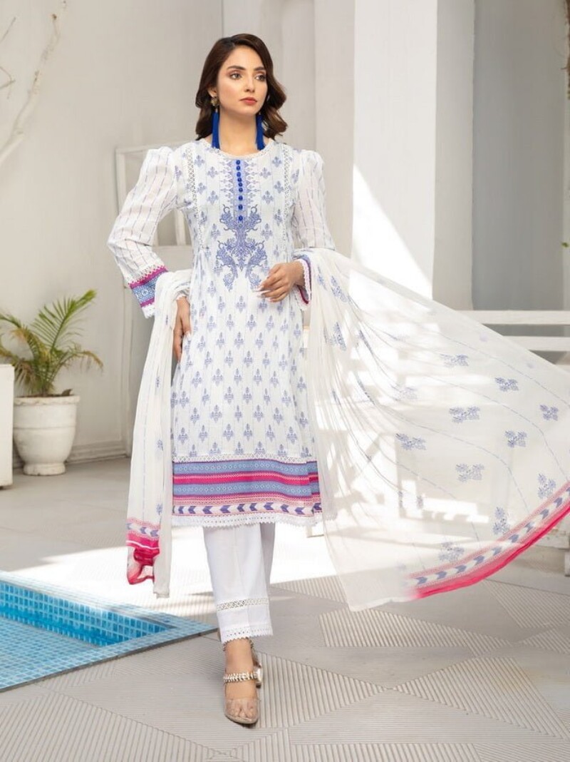 Al Kareem D-2556 Digital Printed Lawn 3pc Suit Collection 2024