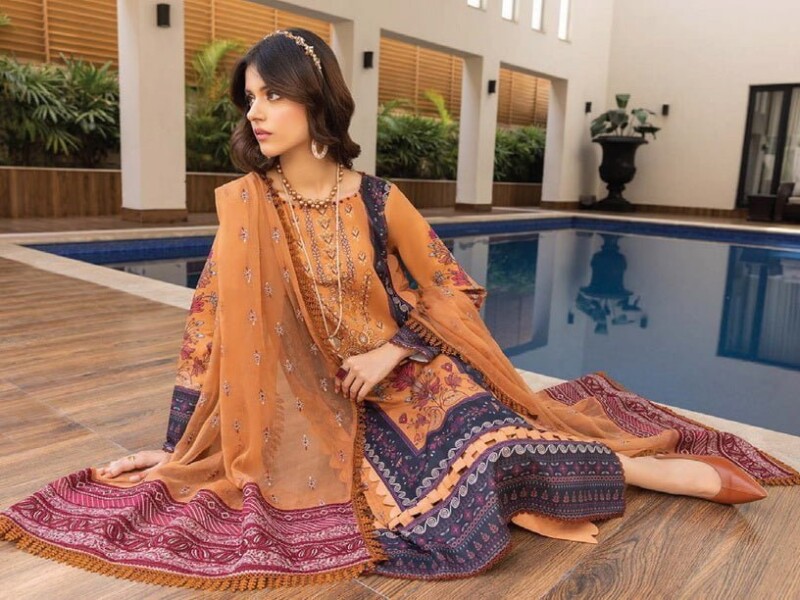 Humdum D-10 Embroidered Lawn 3Pc Suit Collection 2024