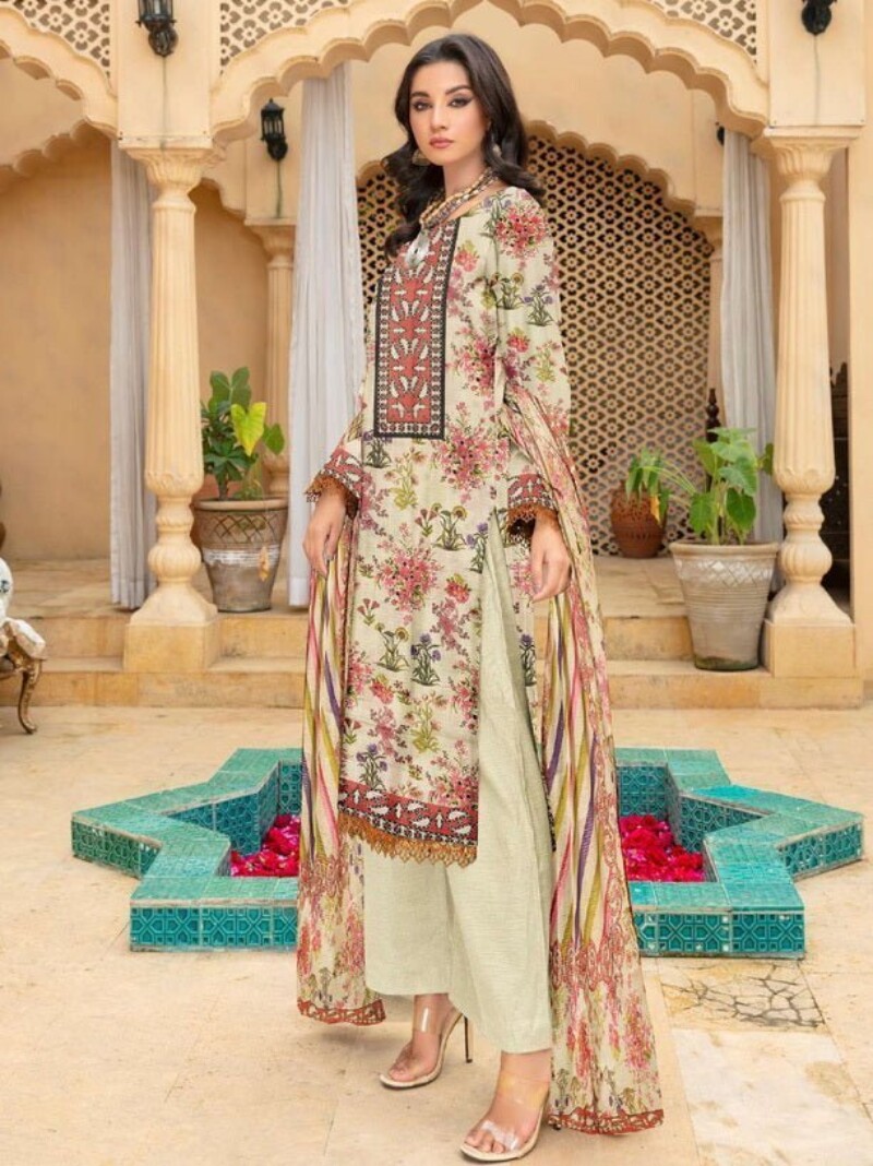 Rashk E Qamar Hajra Exclusive Dabi D-10 Qamar Hajra Exclusive Dabi Lawn Collection 2024