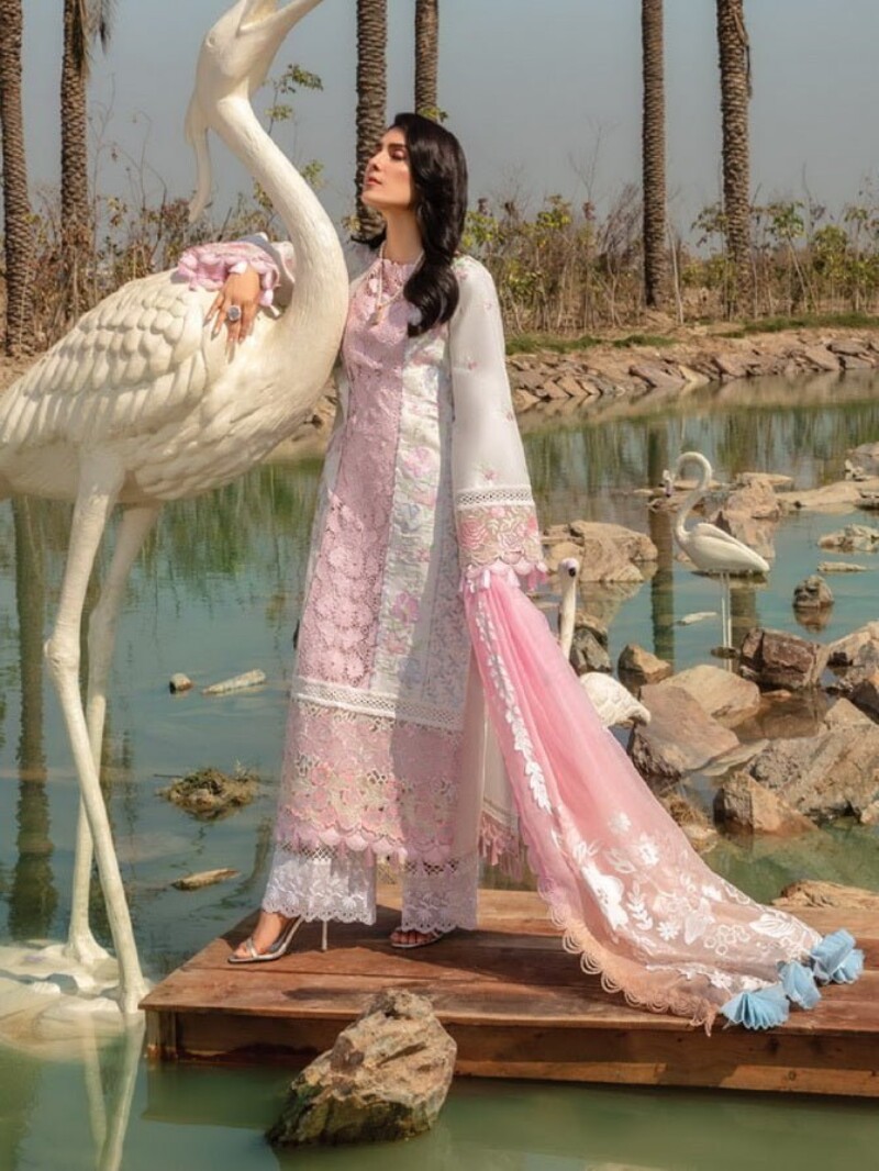 Rang Rasiya D-12 Hoorain Premium Embroidered Lawn 3Pc Suit Collection 2024