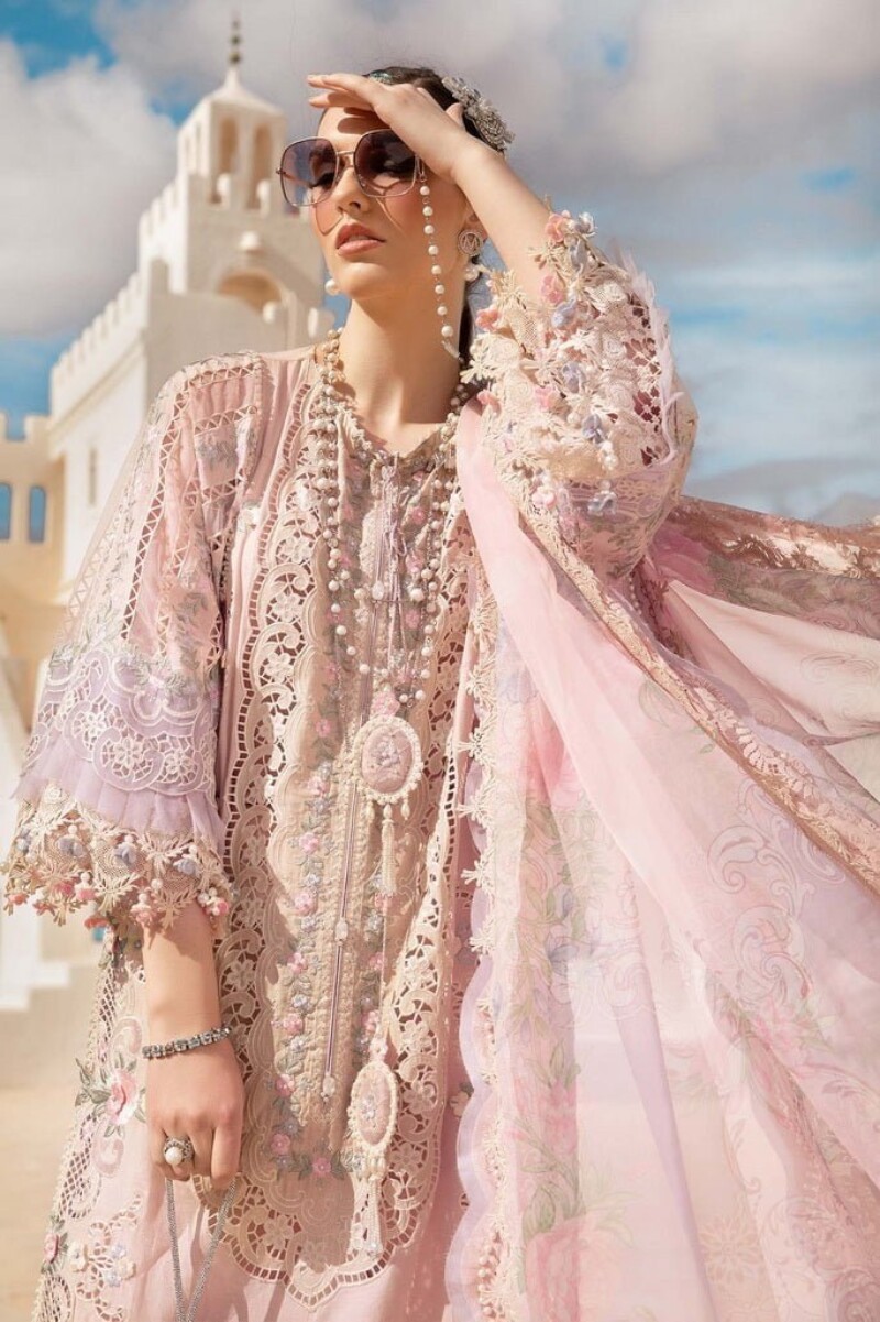 Maria.b D-2406-A Embroidered Luxury Lawn 3Pc Suit Collection 2024