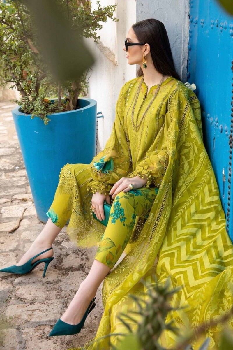 Maria.b D-2408-A Embroidered Luxury Lawn 3Pc Suit Collection 2024