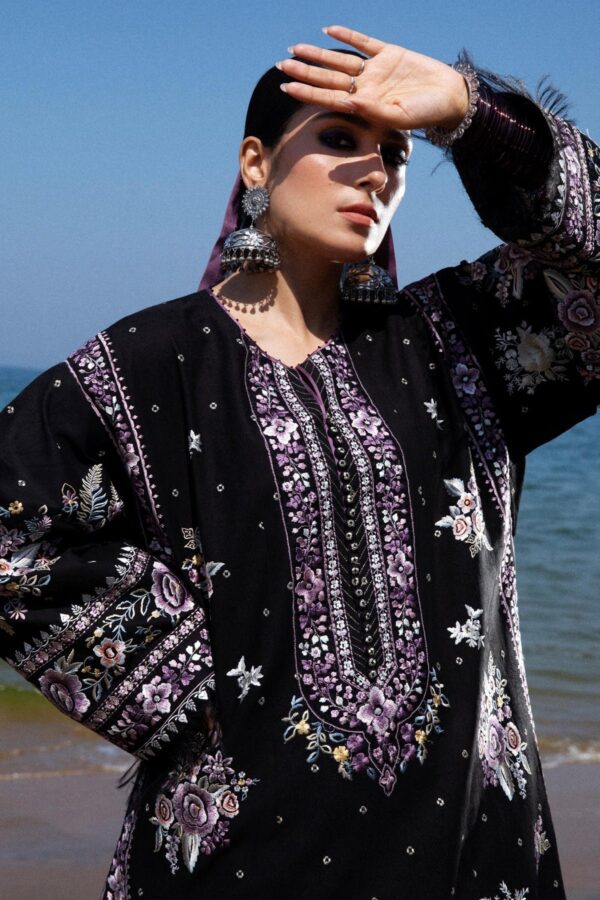 Zara Shahjahan D-04B Siffa Embroidered Luxury Lawn 3Pc Suit Collection 2024