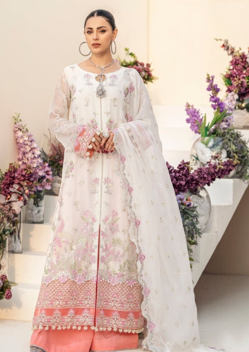 Mashq Zainab Gesso (Qfd 0061) Formal Collection