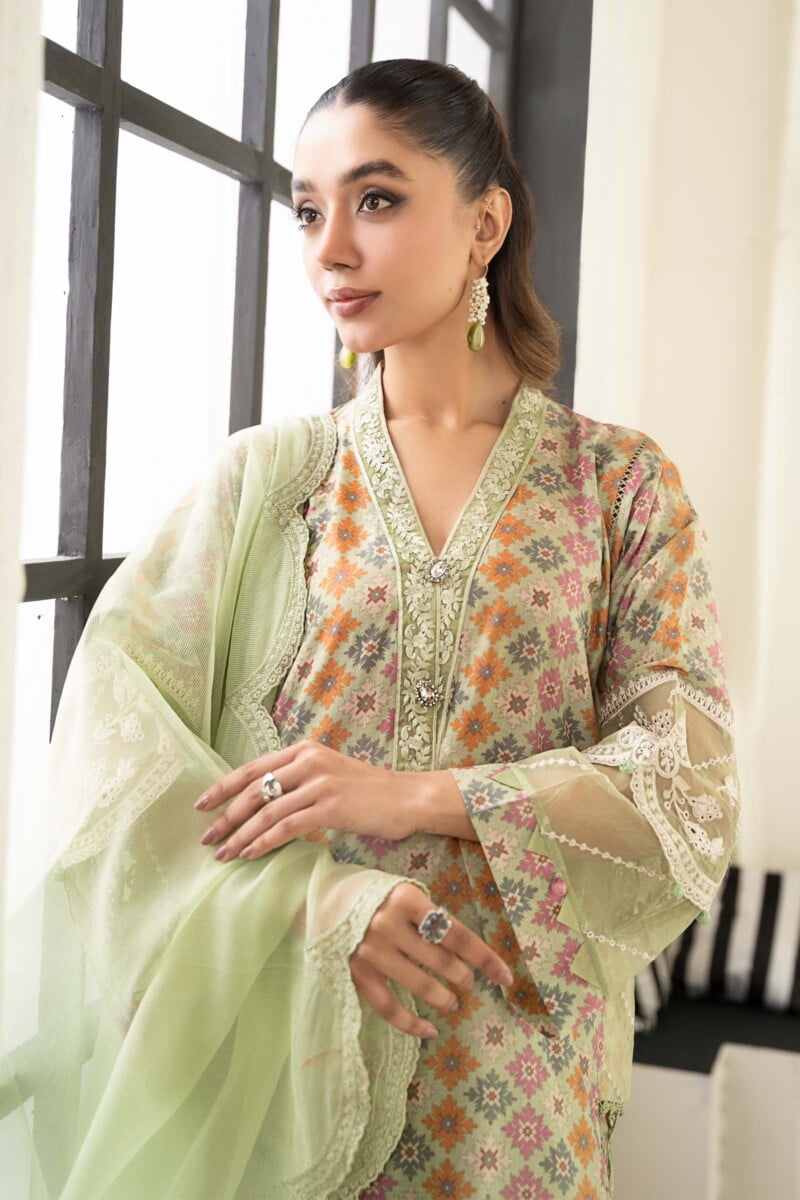 Faiza Saqlain Zaabya Luxe Collection 24