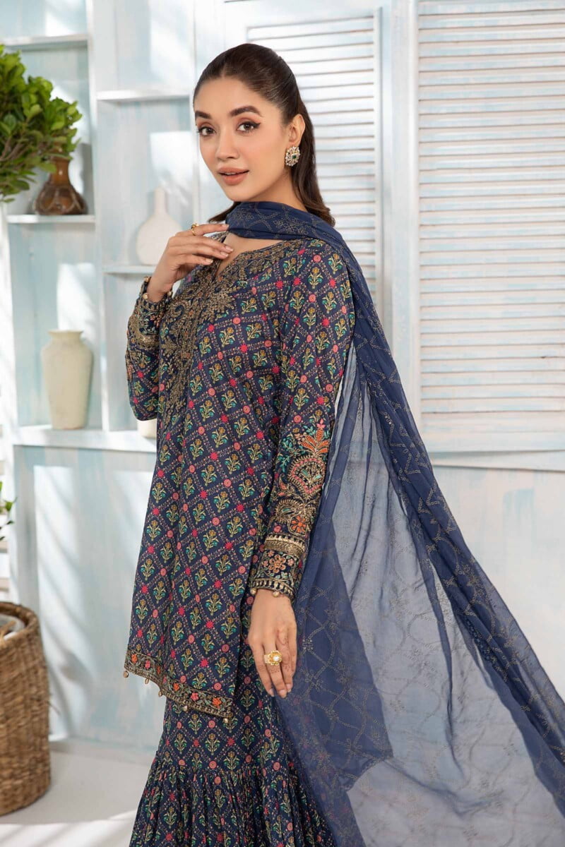 Motifz 4695 Isabella Dyed Crepe Stitched Collection 24