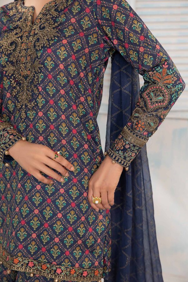 Motifz 4695 Isabella Dyed Crepe Stitched Collection 24