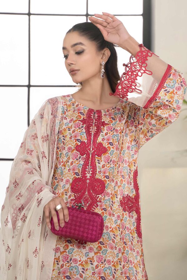 Maria B 3 Piece Embroidered Lawn Suit | Dw-Ef24-112 Luxury Pret