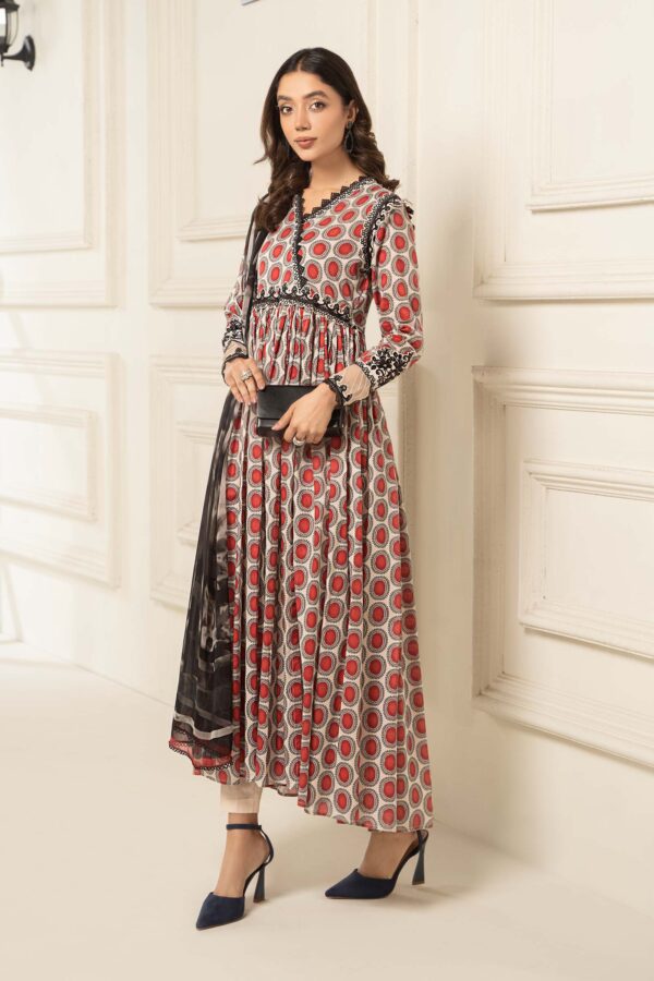 Farasha Black Scarlet Printed Essentials Collection 24