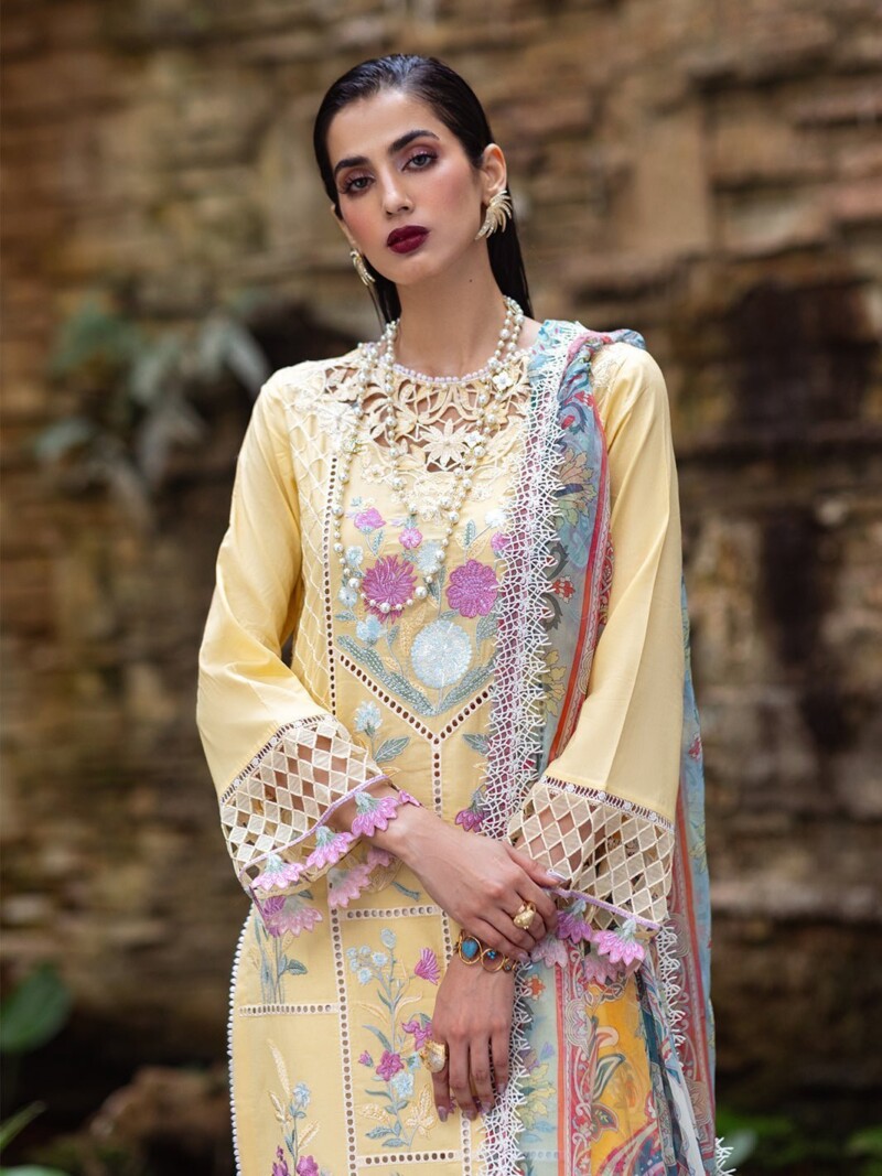 Roheenaz Dahlia Rnz-04A Daffodil Embroidered Lawn 3Pc Suit Collection 2024