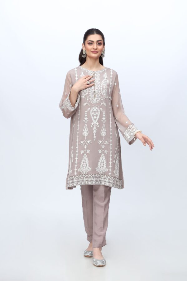 Farasha Lilac Meadow Printed Essentials Collection 24