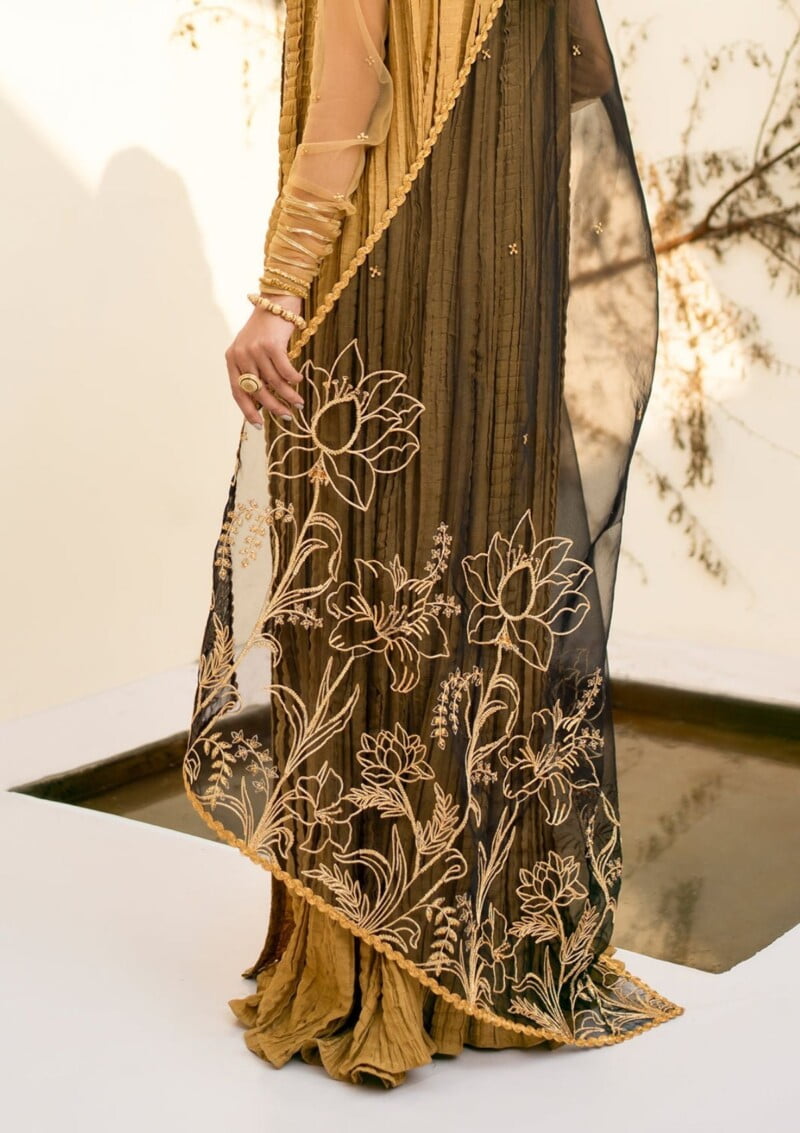 Fozia Khalid Zebaish Soraya Formal Collection