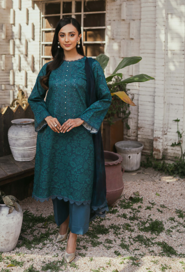 Gardenia D-01 Embroidered Lawn Collection 2024
