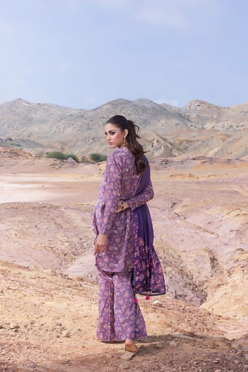 Regalia Identic Separates I7-02 Separates Vol-07 Printed Lawn Collection 2024