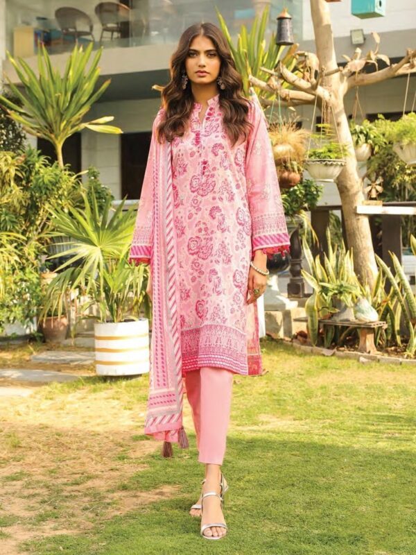 Komal Lg-Mm-0012-A Printed Lawn 3Pc Suit Collection 2024