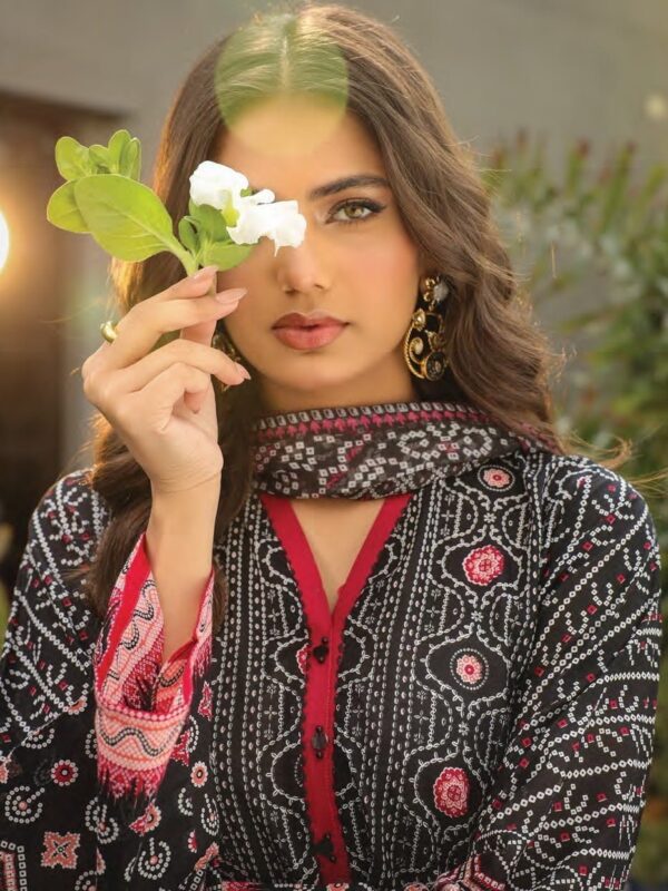 Komal Lg-Rl-0002-A Printed Lawn 3Pc Suit Collection 2024