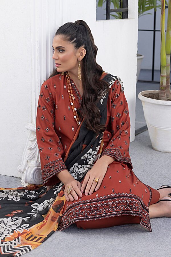 Lakhany Spring Lg-Sr-0179 Embroidered Lawn 3Pc Suit Collection 2024