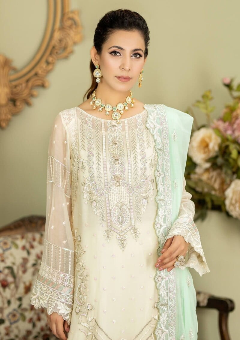 Majestic Baagh M 50 | Champa Formal Collection