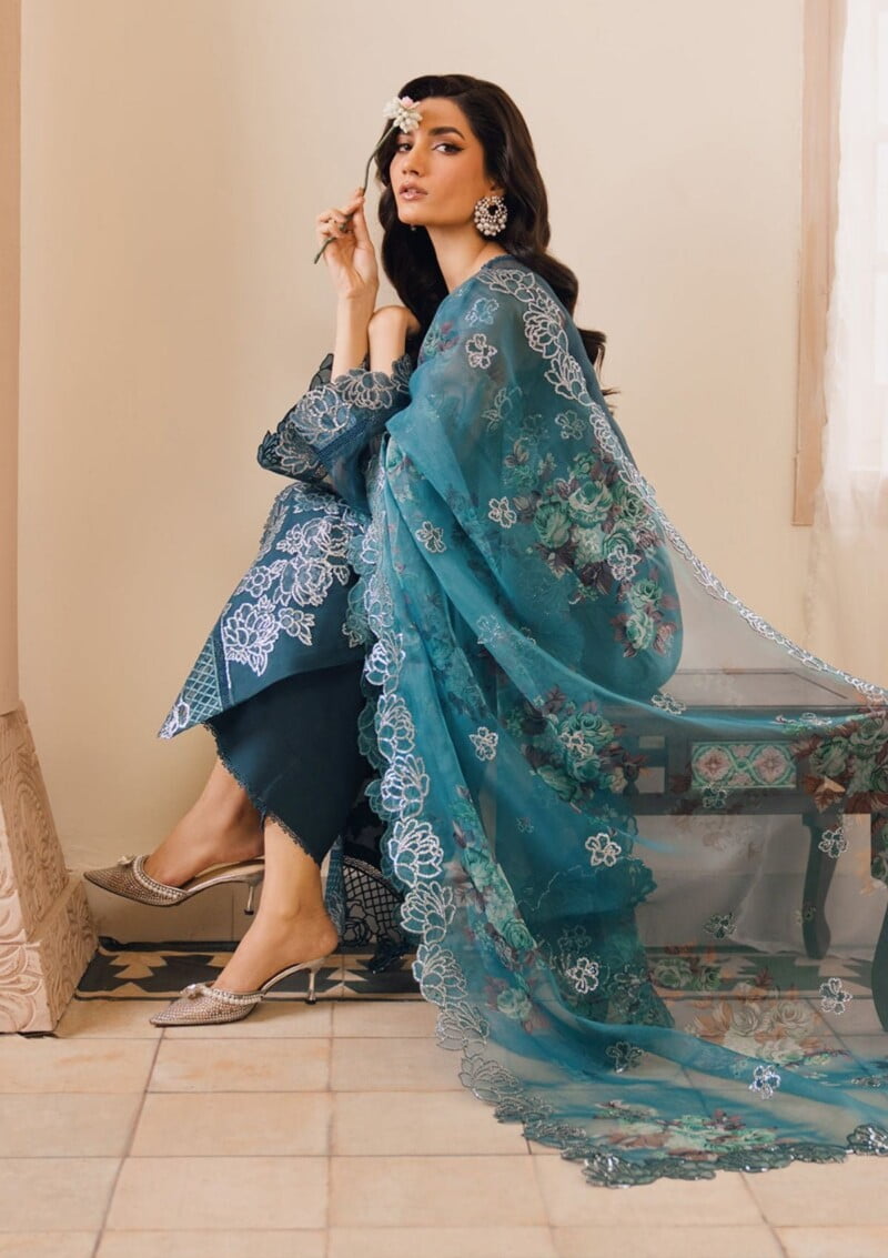 Bin Ilyas Naqsh D 4A Kiraz Lawn Collection