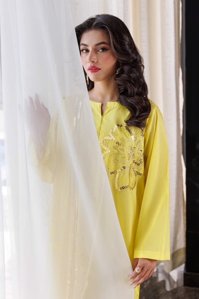 Charizma 3 Pc Embroidered Lawn Shirt With Chiffon Dupatta And Trouser Ed 4 033