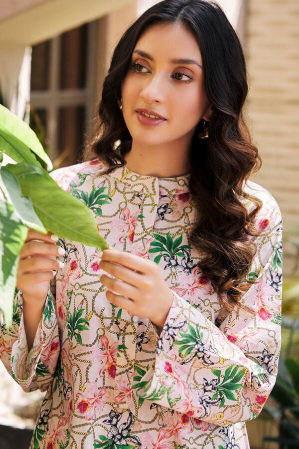 Motifz 0206 Print A Digital Printed Lawn Stitched Printed Casuals Collection 24