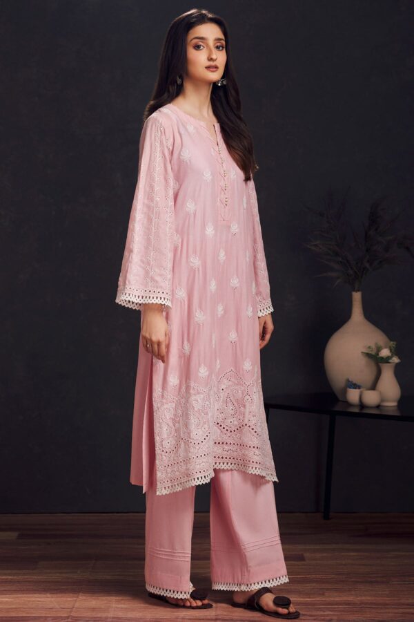 Motifz 3991-Whisper Embroidered Lawn Stitched Casuals